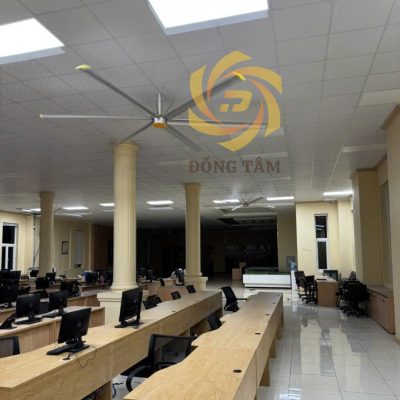 quat-tran-cong-nghiep-3.8m-01