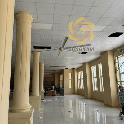 quat-tran-cong-nghiep-3.8m-02